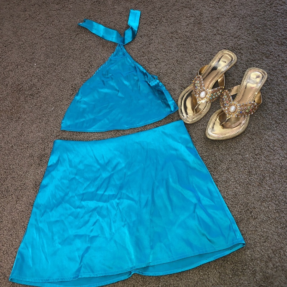 Beautiful two piece skirt set